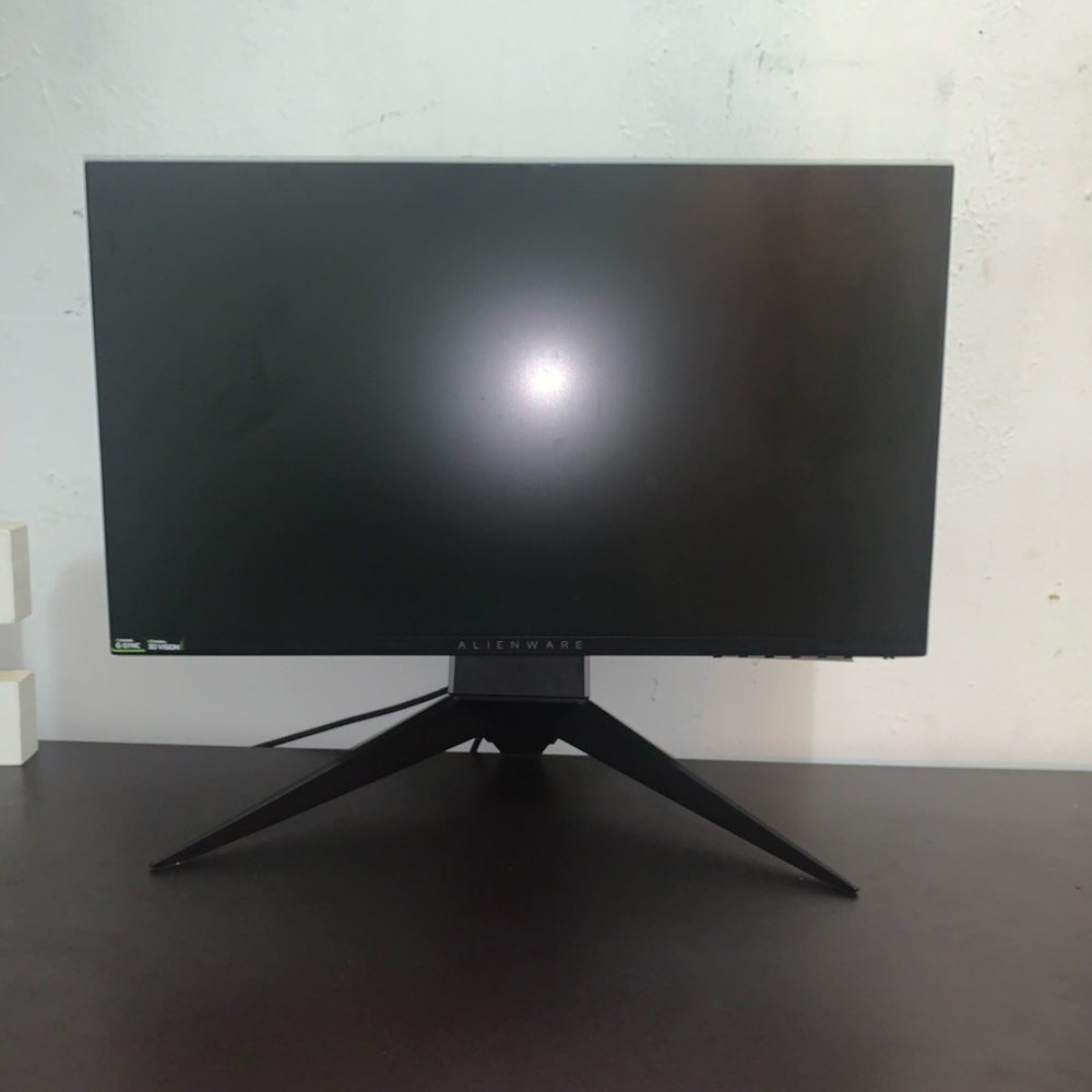 Alienware - AW2518H 25” LED FHD G-SYNC monitor